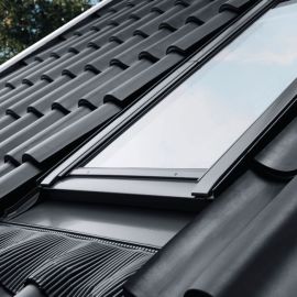 VELUX EDJ PK08 2000 Recessed Tile Flashing with Insulation 94x140cm