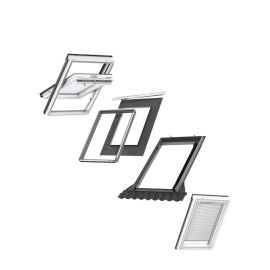 VELUX MK06 Centre-Pivot White Polyurethane Window & White Venetian Blind Bundle for Tile 78x118cm
